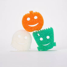 Load image into Gallery viewer, Scrub Daddy Halloween Shapes (3 pcs in a pack - 1 PUMPKIN, 1 GHOST, 1 FRANKENSTEIN)
